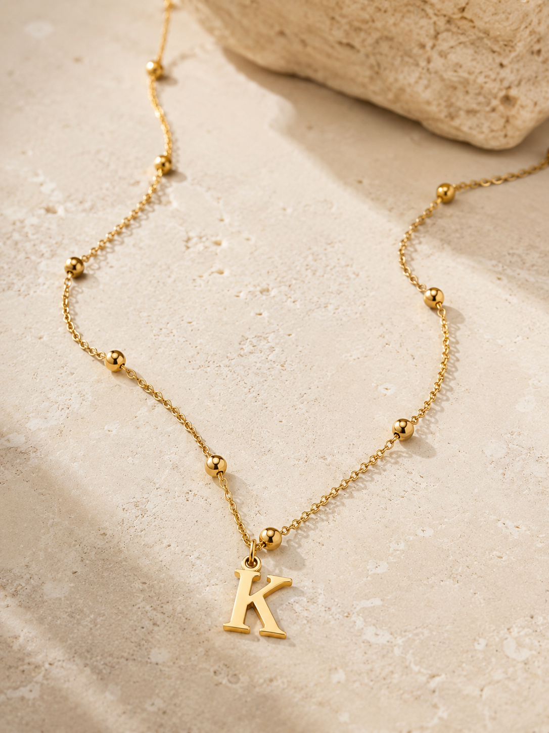 Collar con Inicial