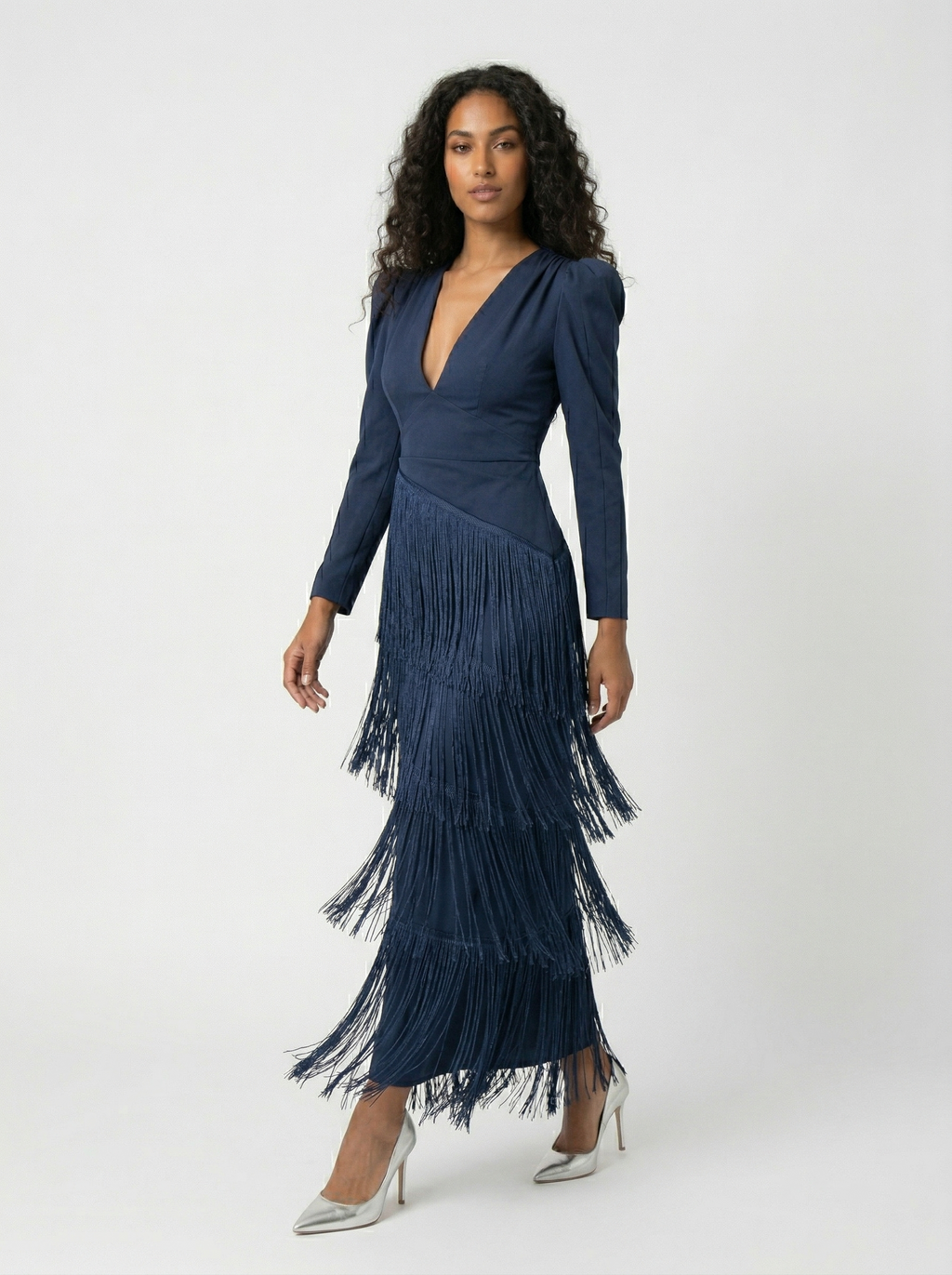 Anne-  Vestido Elegante Con Flecos