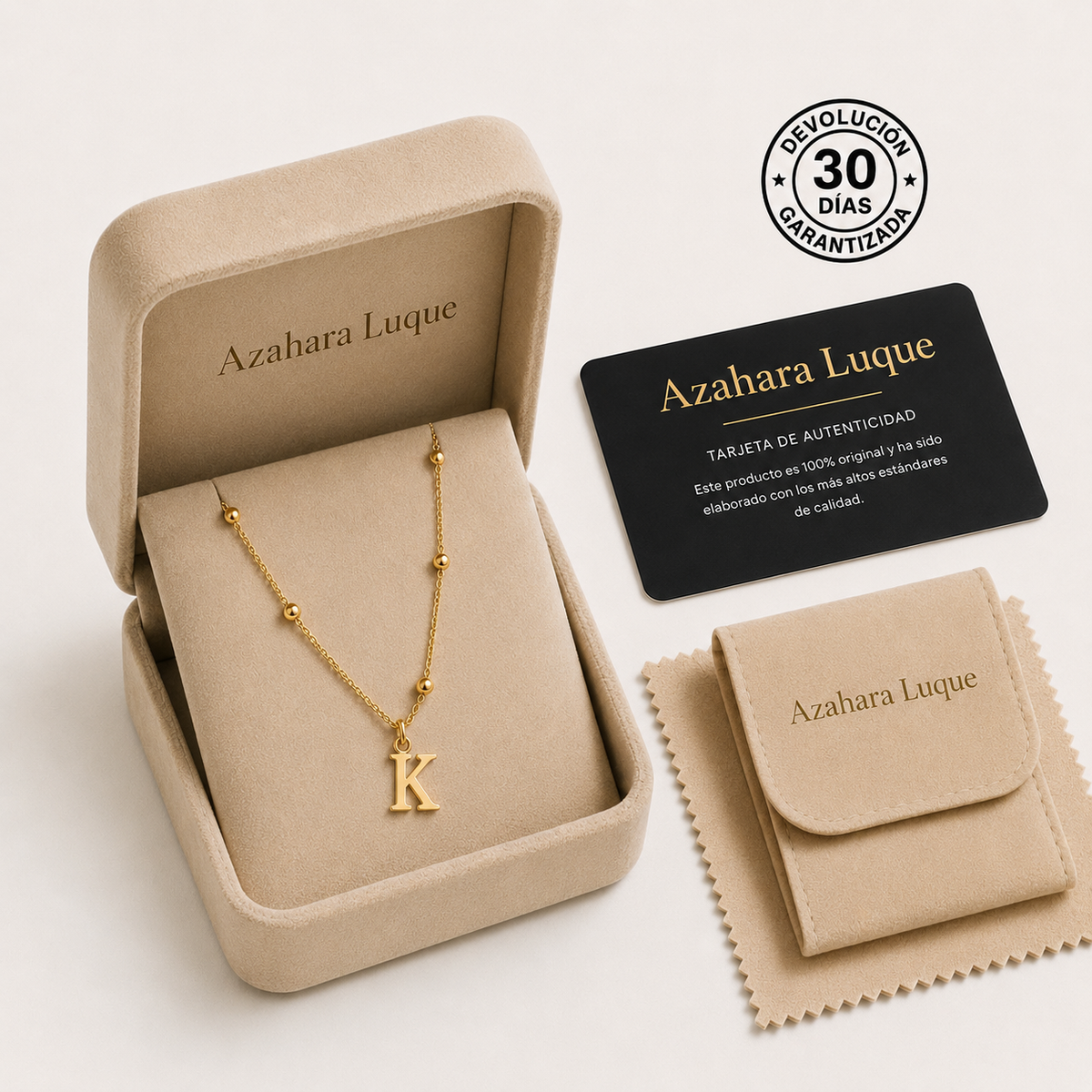 Collar con Inicial